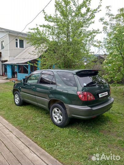 Toyota Harrier 2.2 AT, 1998, 311 000 км