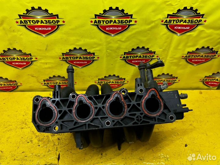 Коллектор впускной Renault Logan 1