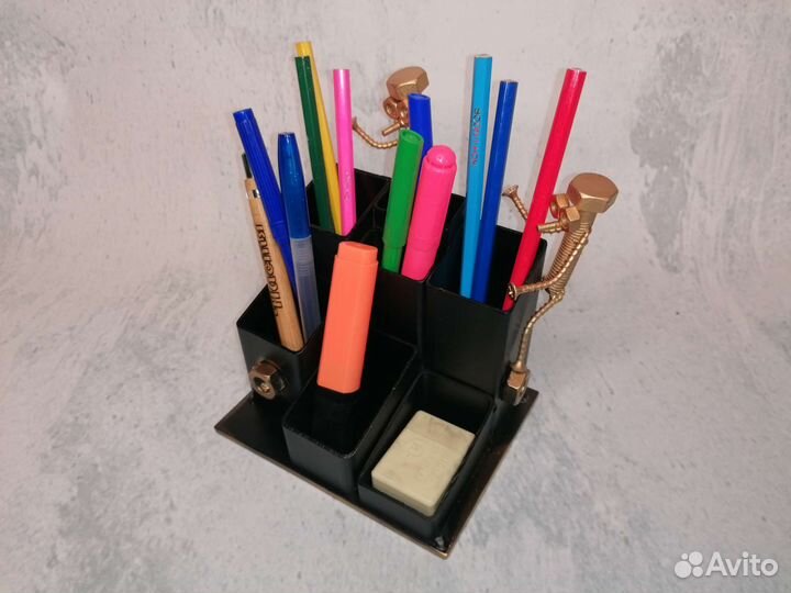Карандашница, органайзер из металла