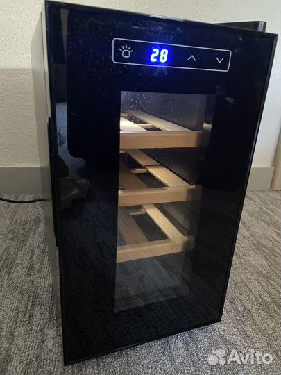 Шкаф для вина Gemlux