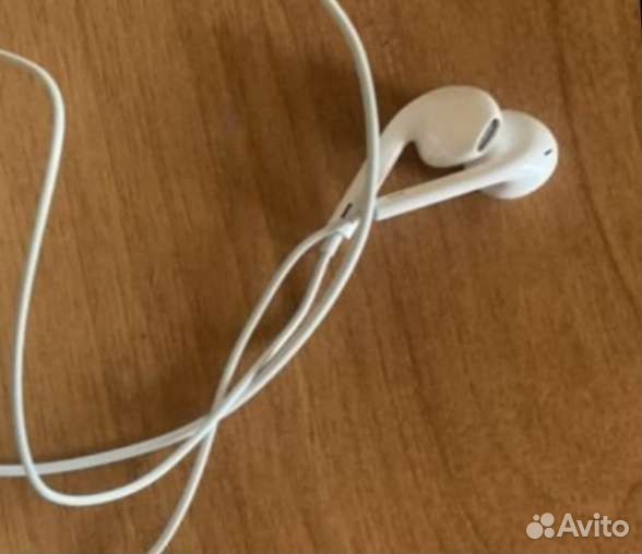 Наушники с микрофоном