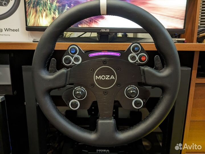 Руль Moza CSV2 в идеальном состоянии
