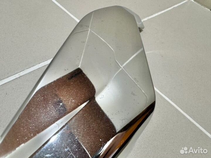 Накладка бампера передняя левая Toyota Land