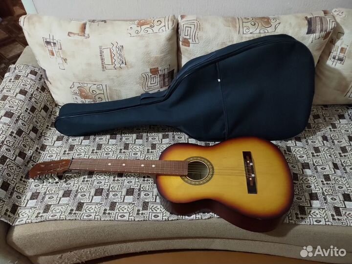 Классическая гитара 6 струнная