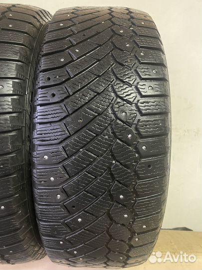 Gislaved Nord Frost 200 215/60 R16 99T