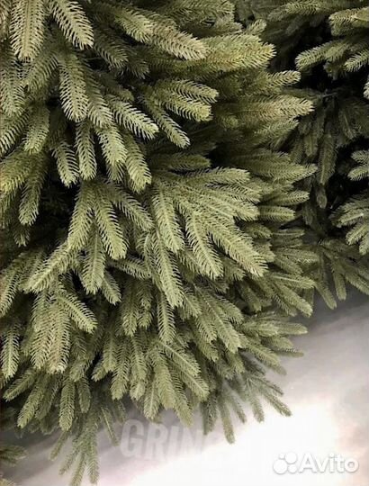 Елка искусственная