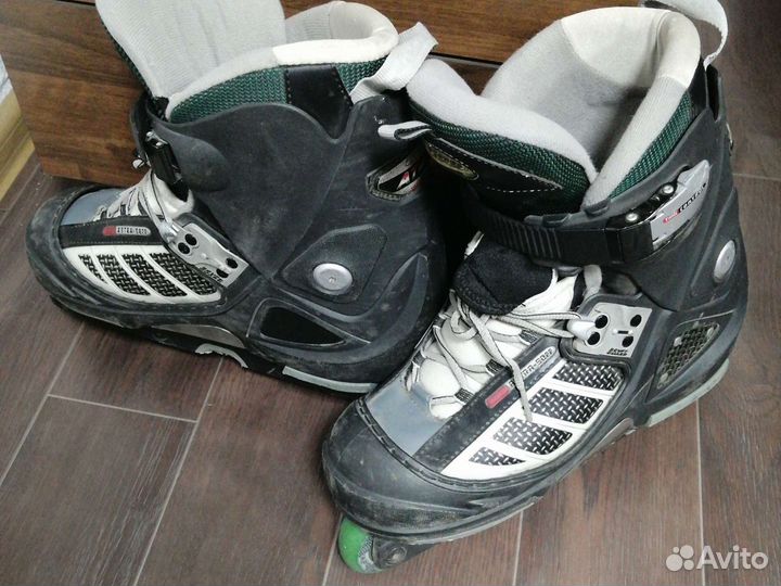 Ролики агрессивные Roller Derby Corr ATA 700