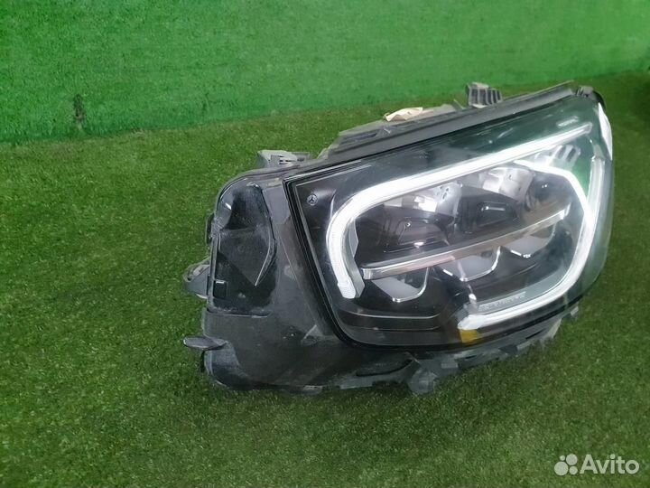 Фара левая Mercedes-Benz GLC