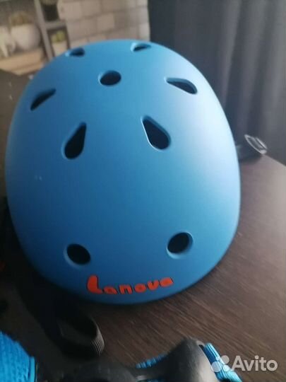 Защита для роликов и самокатов