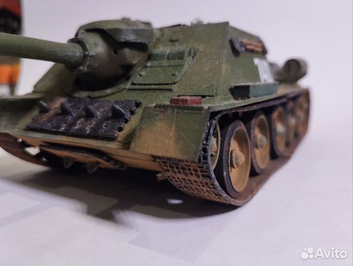 Модель танка су-100 1/35