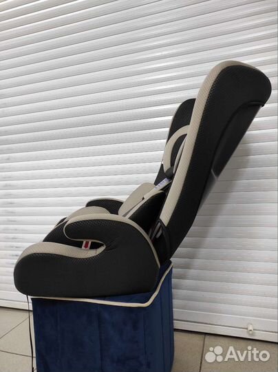 Детское автокресло новое 9 до 36 кг