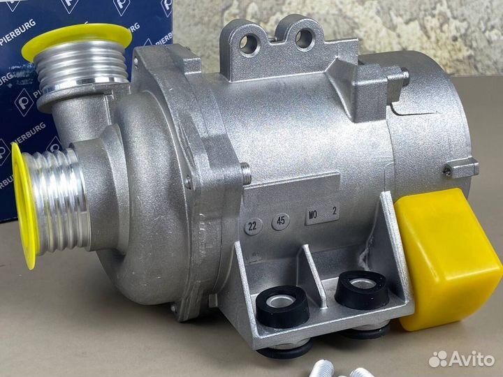 Помпа новая для BMW 11517586925 N52 Н52