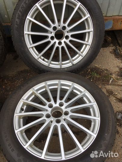 Продам комплект колес на mercedes R 18