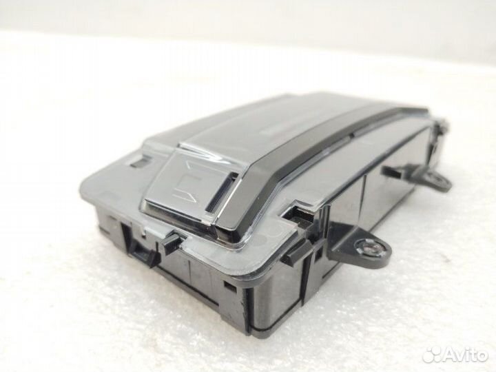 Плафон подсветки салона Peugeot 508 II 2019