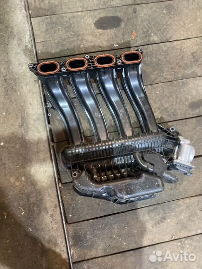 Впускной коллектор Renault Duster 2.0 143 л.с