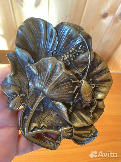 Пепельница мелочница антикварная бронза Франция