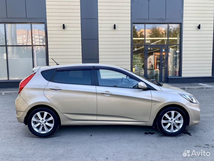 Hyundai Solaris 1.6 AT, 2012, 155 599 км