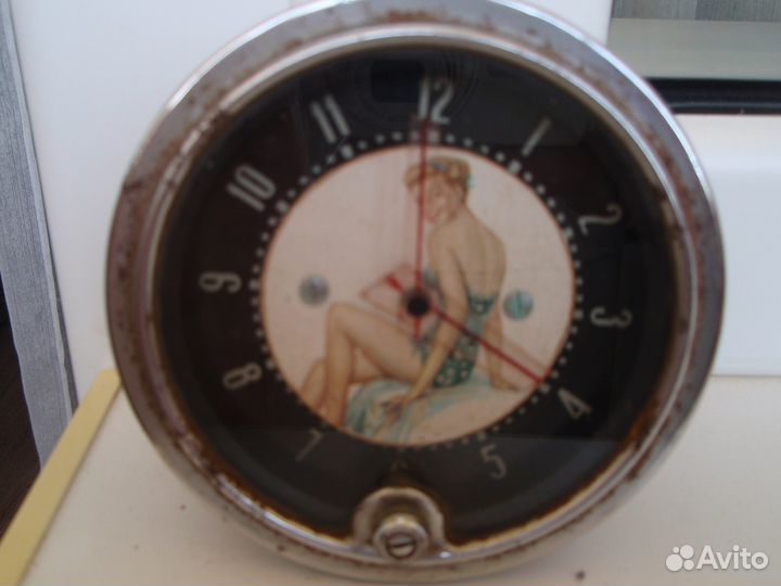 Часы автомобильные требуется ремонт