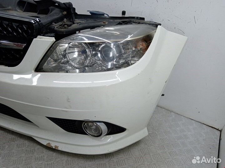 Фара левая Mercedes-Benz C-Class