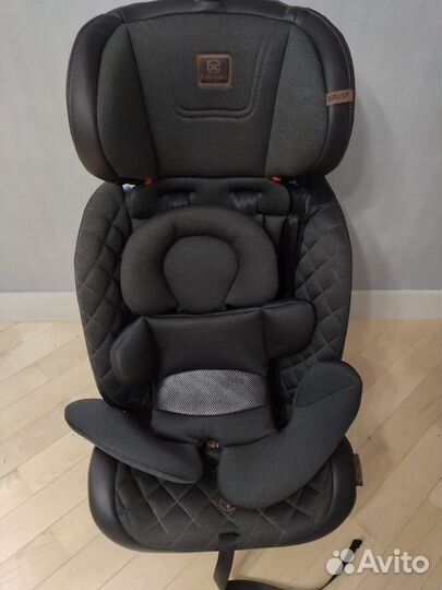 Автомобильное детское кресло от 0 до 18 кг