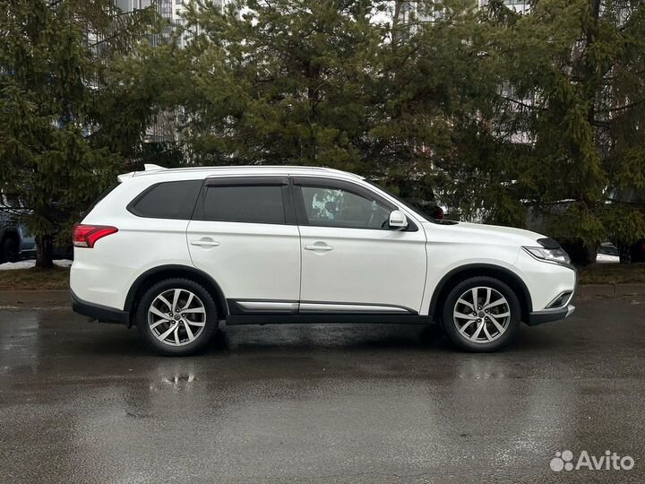 Mitsubishi Outlander 2.0 CVT, 2018, 225 596 км