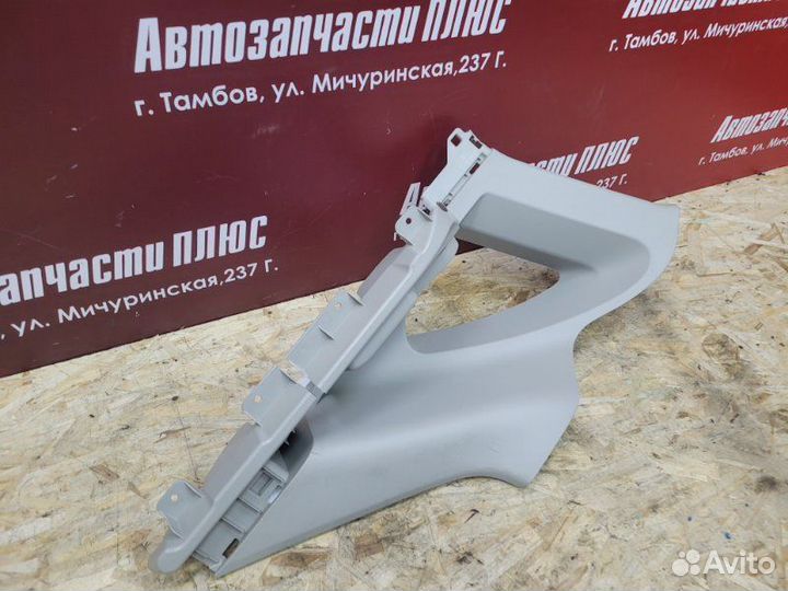 Обшивка стойки задняя правая LADA X-Ray