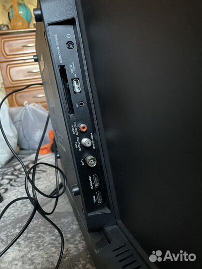 Телевизор Dexp 32