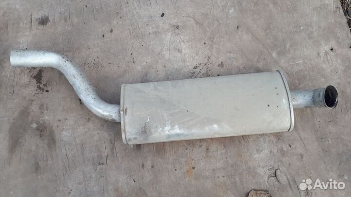 Задняя часть глушителя 2.3 ауди 80 90
