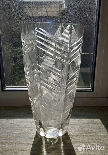 Хрустальная ваза 25 см