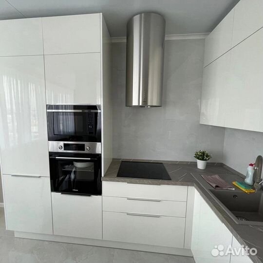 Кухня модульная белая