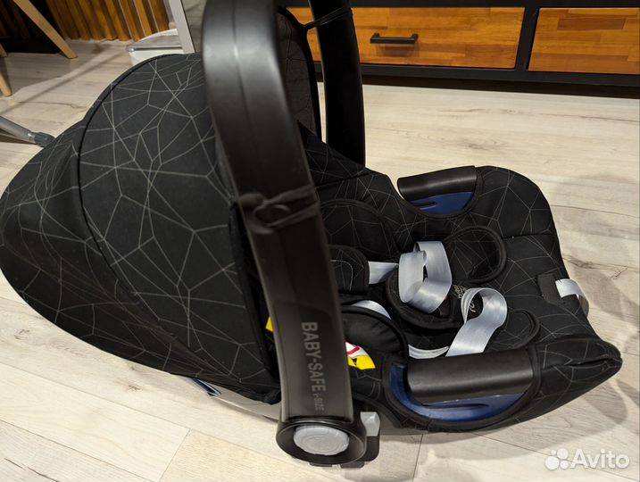 Автокресло Britax Römer Baby-Safe² i-Size