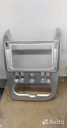 Переходная рамка 9 дюймов Renault