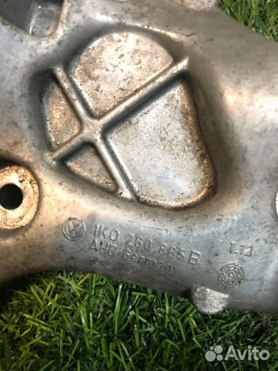 Кронштейн Skoda Octavia A5 2000