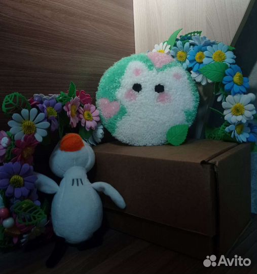 Ковёр ручной вышивки