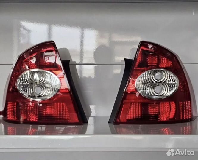 Фары ford focus 2