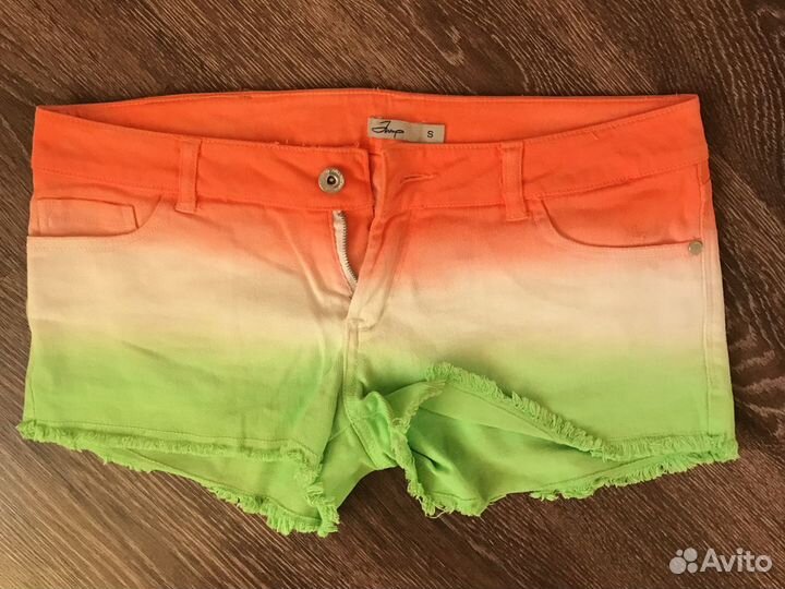 Шорты женские