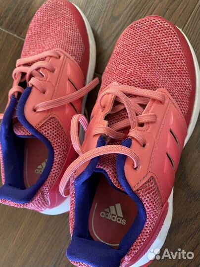 Адидас кроссовки девочка