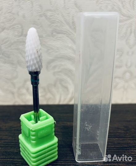 Для наращивания ногтей