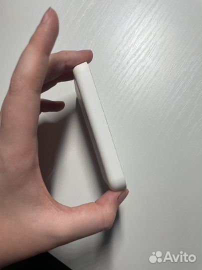 Беспроводной повербанк для iPhone