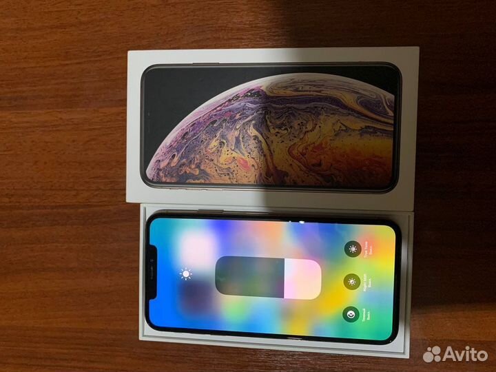 iPhone Xs Max, 64 ГБ