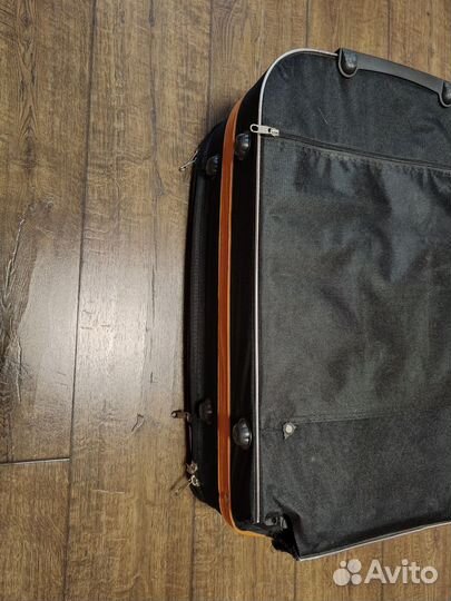 Чемодан 650*480