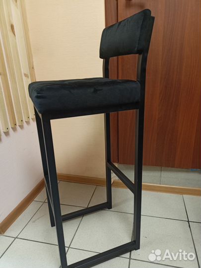 Барный стул