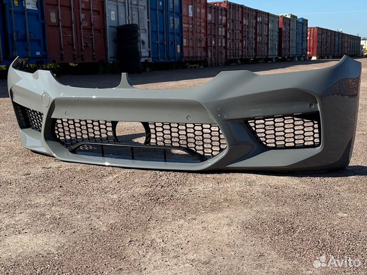 BMW M5 F90 Передний бампер в сборе