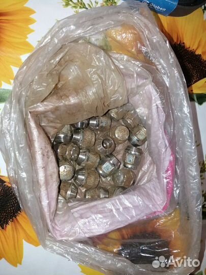 Гайки тайота авенсис на литье