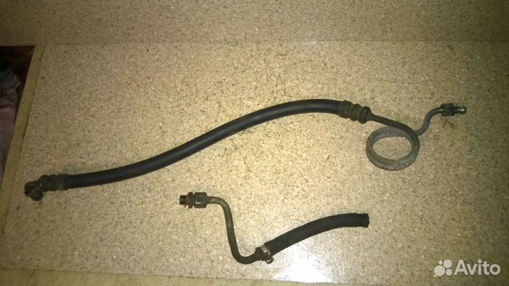 Трубка гур рулевого редуктора Мерседес 124