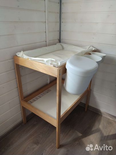 Продам пеленальный столик IKEA