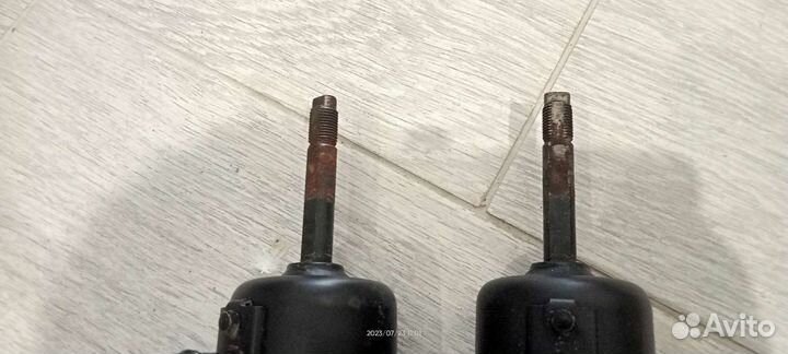 Задние амортизаторы tems Toyota Prado