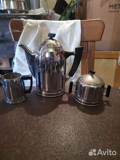 Кофейник,молочник,сахарница