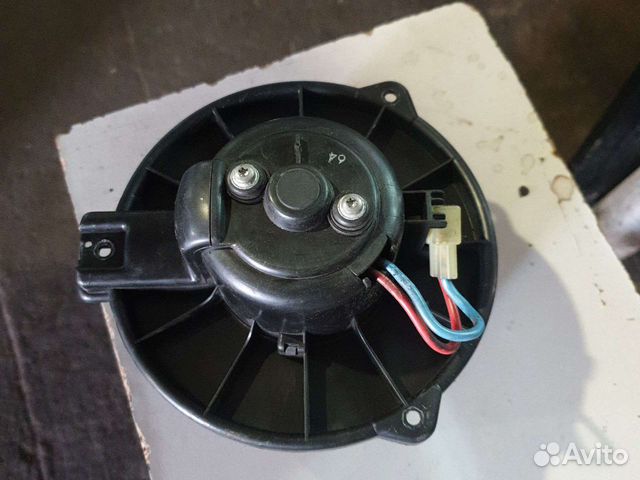 Моторчик печки митсубиси каризма