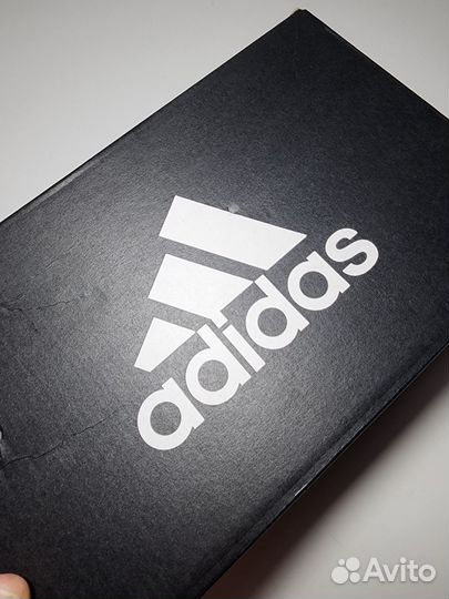 Бутсы сороконожки adidas